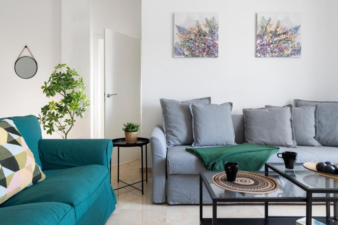 Leones Home, Parking Y Vistas Al Rio * Siviglia