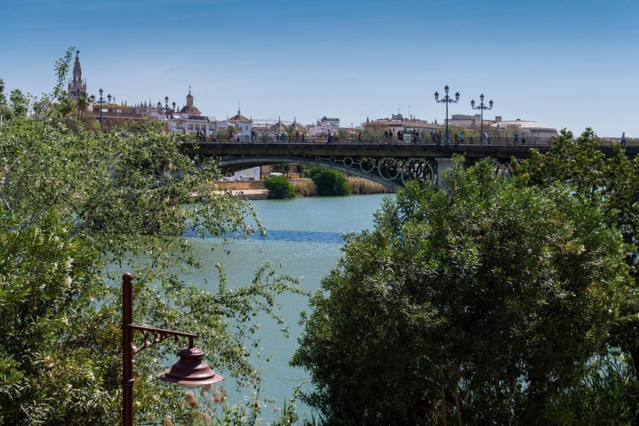 Leones Home, Parking Y Vistas Al Rio Siviglia